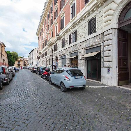Amazing View Colosseo Rome Extérieur photo